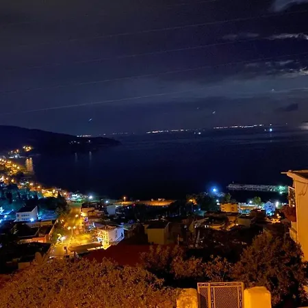 The View Apartment *